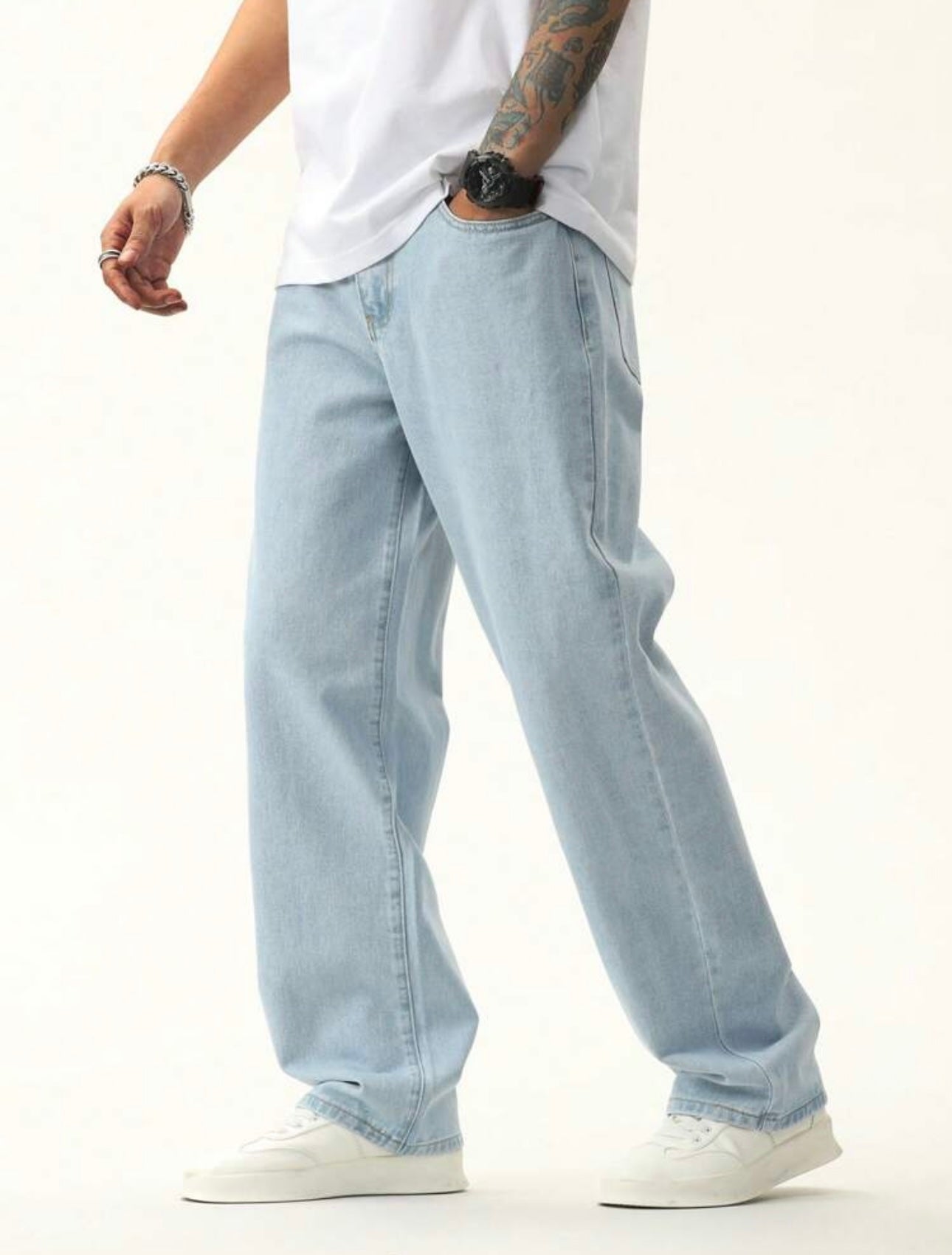 Light wash jeans